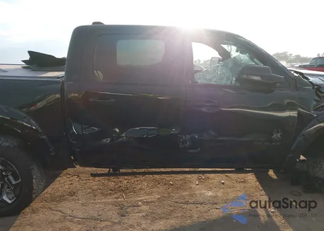 2023 Ram 1500 Big Horn 4X4 5'7 Box из США, поврежденный, VIN 1C6SRFFT7PN543112